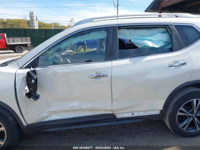 Photo 5 VIN: JN8AT2MV1KW388891 - NISSAN ROGUE 