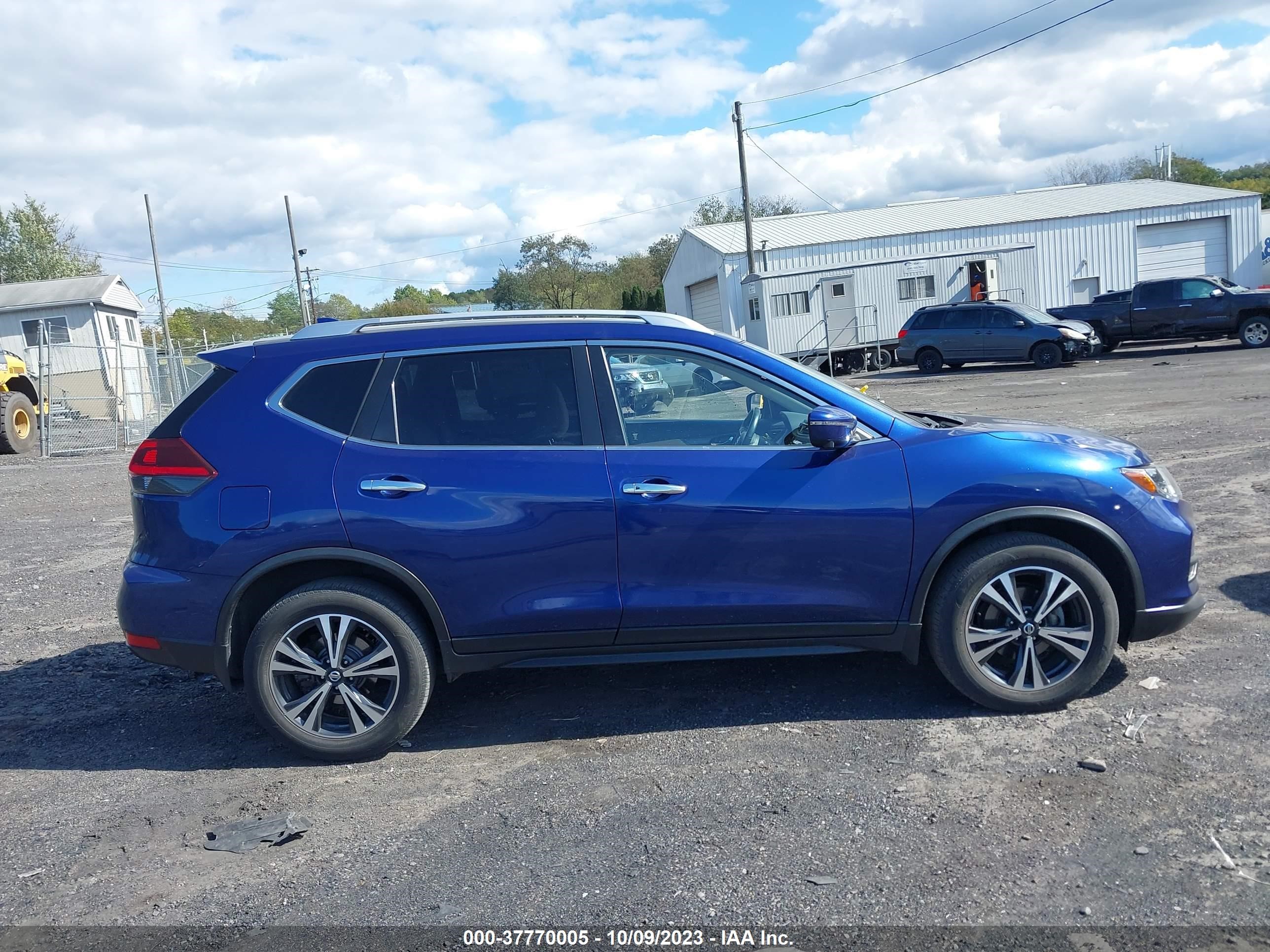 Photo 12 VIN: JN8AT2MV1LW101583 - NISSAN ROGUE 