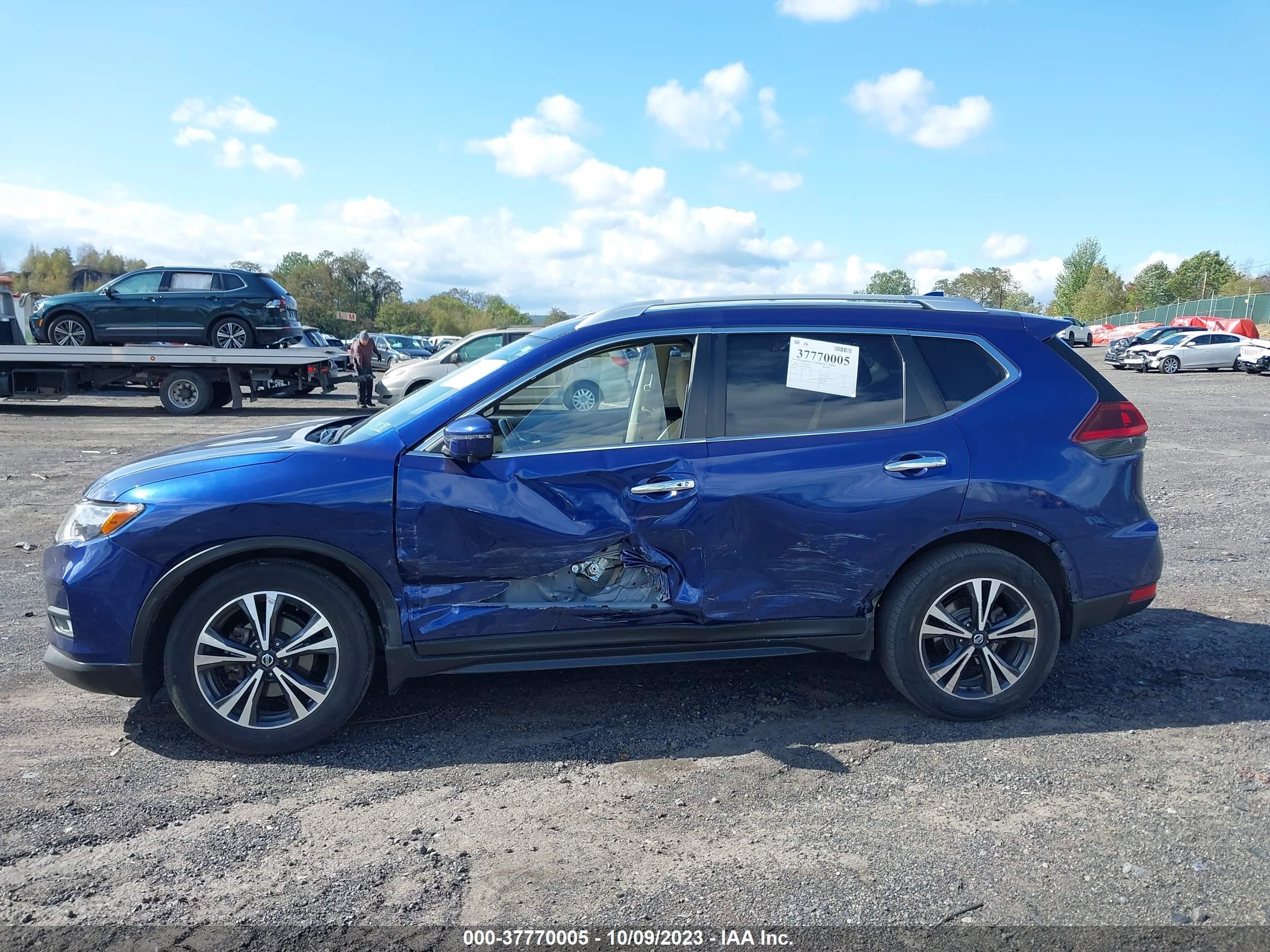 Photo 13 VIN: JN8AT2MV1LW101583 - NISSAN ROGUE 