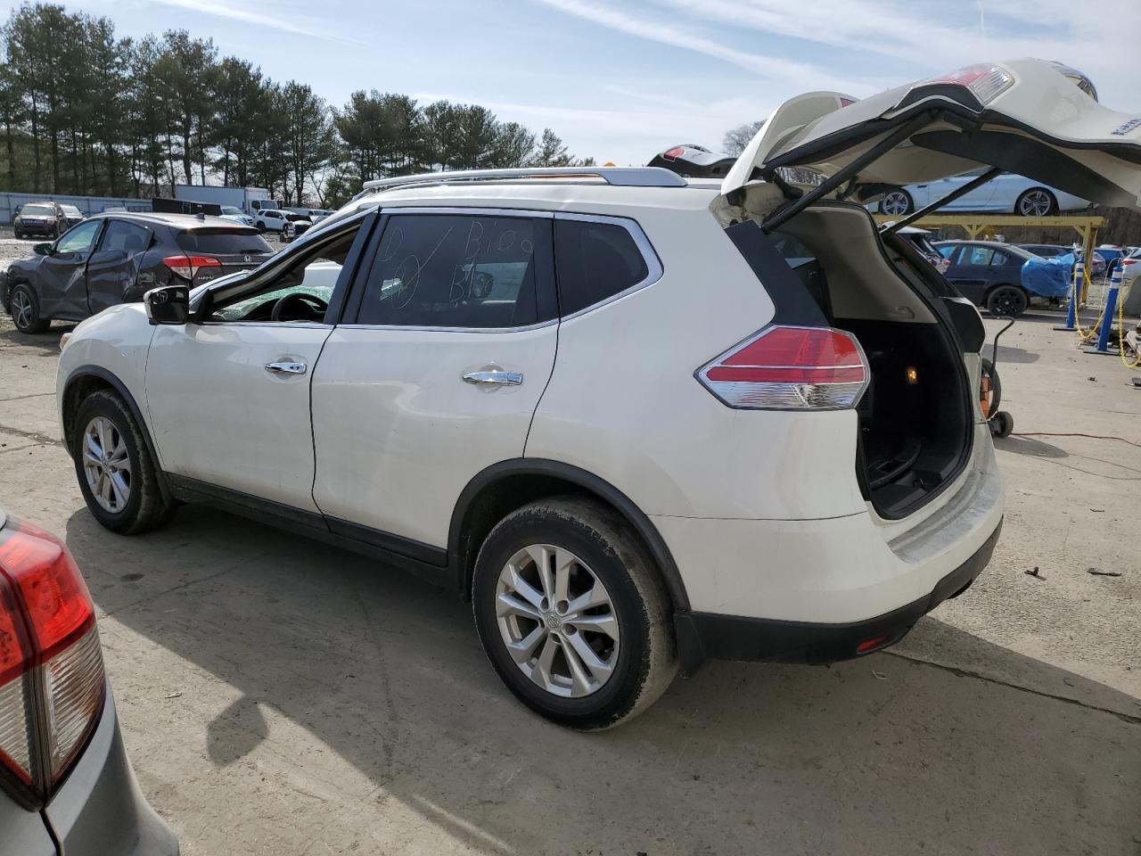 Photo 1 VIN: JN8AT2MV2GW151690 - NISSAN ROGUE 