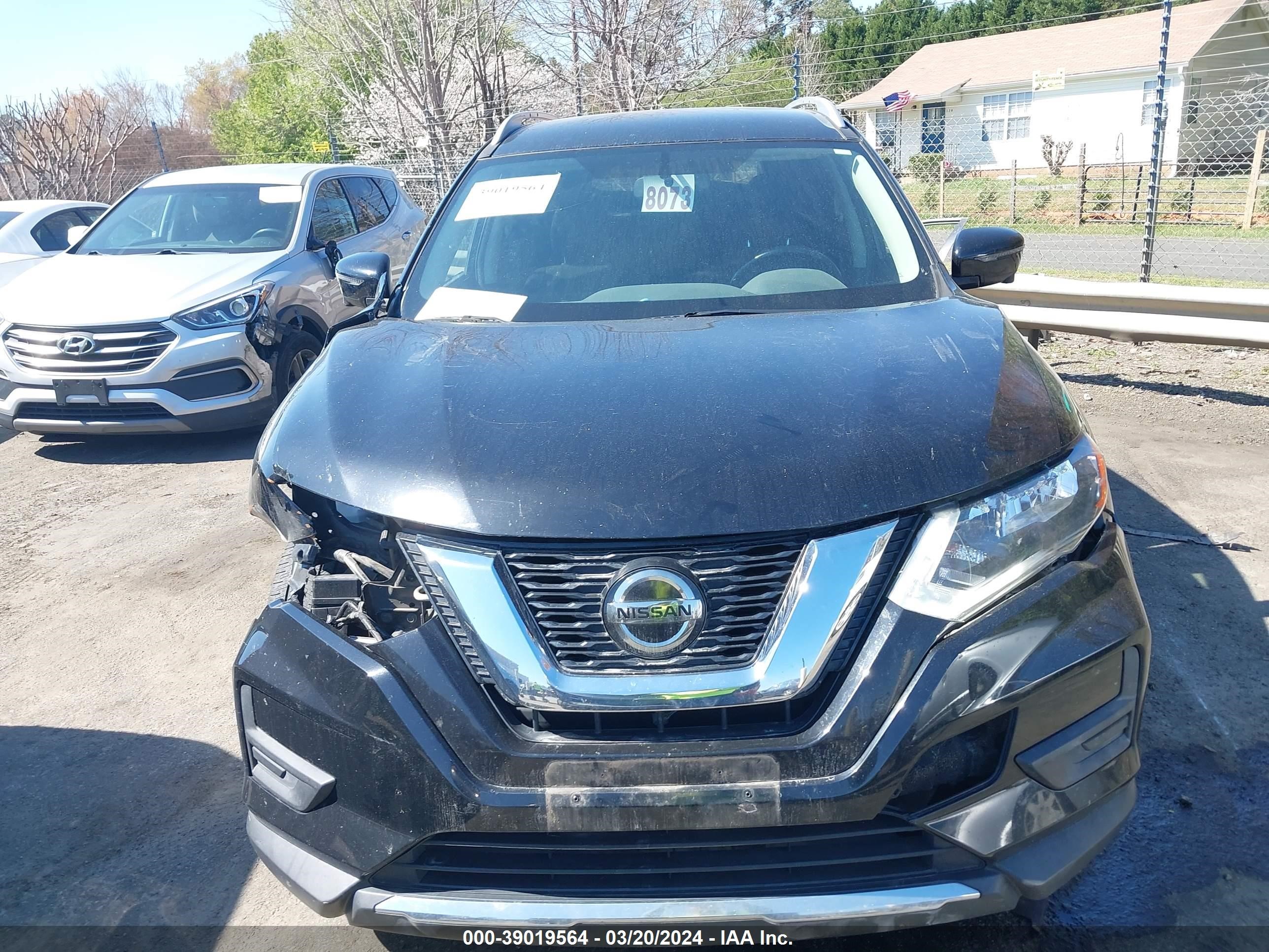 Photo 12 VIN: JN8AT2MV2JW303961 - NISSAN ROGUE 