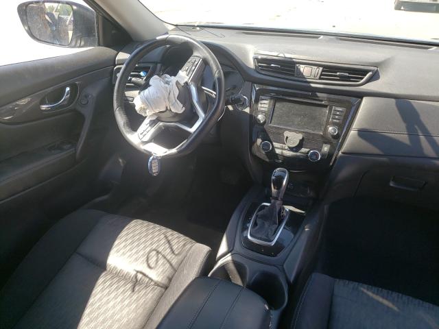 Photo 8 VIN: JN8AT2MV2JW305581 - NISSAN ROGUE 