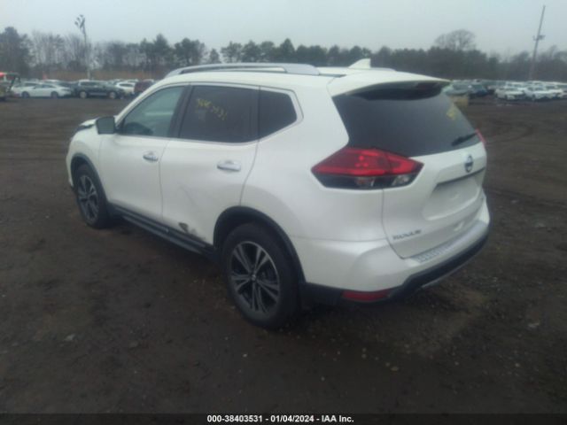 Photo 2 VIN: JN8AT2MV2JW307508 - NISSAN ROGUE 