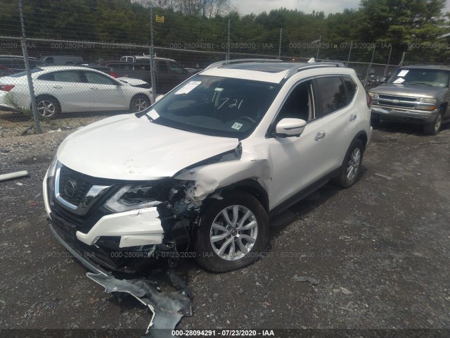 Photo 1 VIN: JN8AT2MV2JW321568 - NISSAN ROGUE 