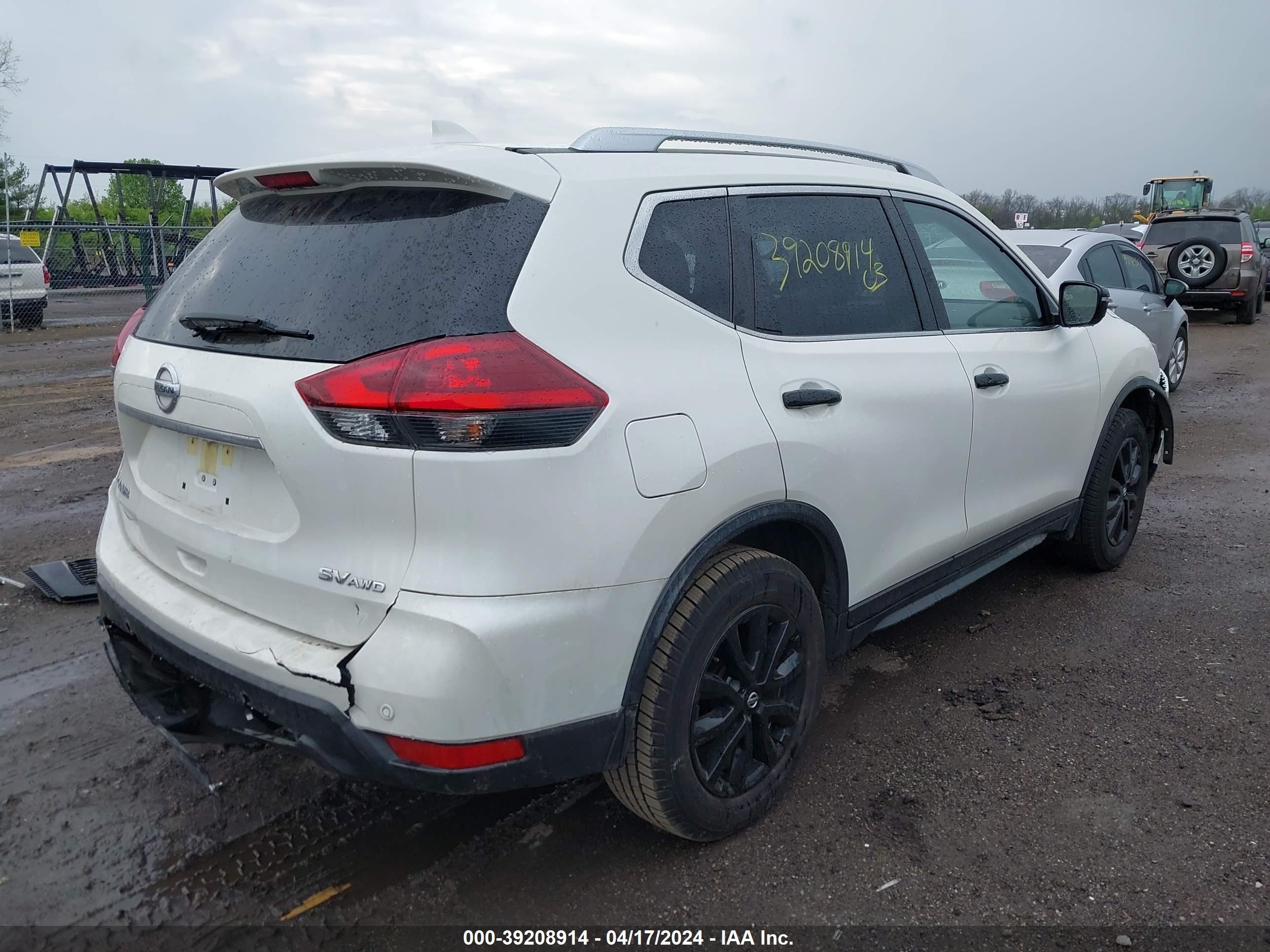 Photo 3 VIN: JN8AT2MV2LW115041 - NISSAN ROGUE 