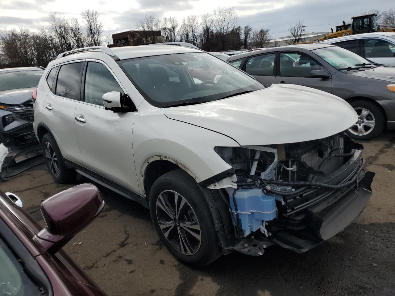 Photo 3 VIN: JN8AT2MV2LW119199 - NISSAN ROGUE 