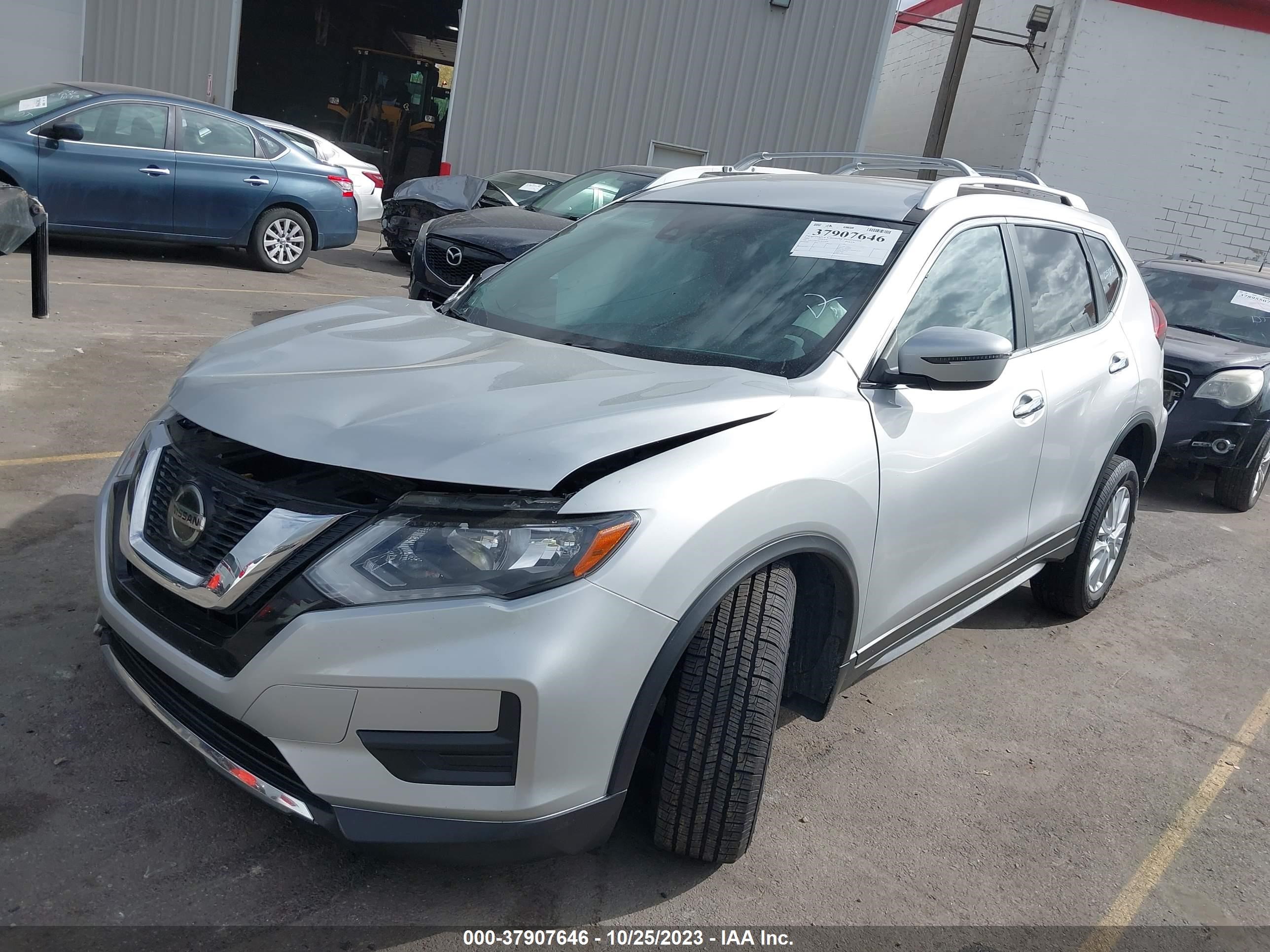 Photo 1 VIN: JN8AT2MV2LW137878 - NISSAN ROGUE 