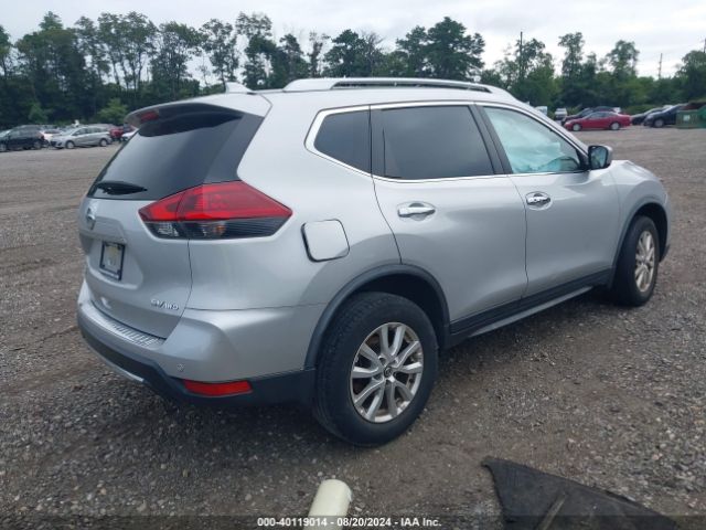 Photo 3 VIN: JN8AT2MV2LW141834 - NISSAN ROGUE 