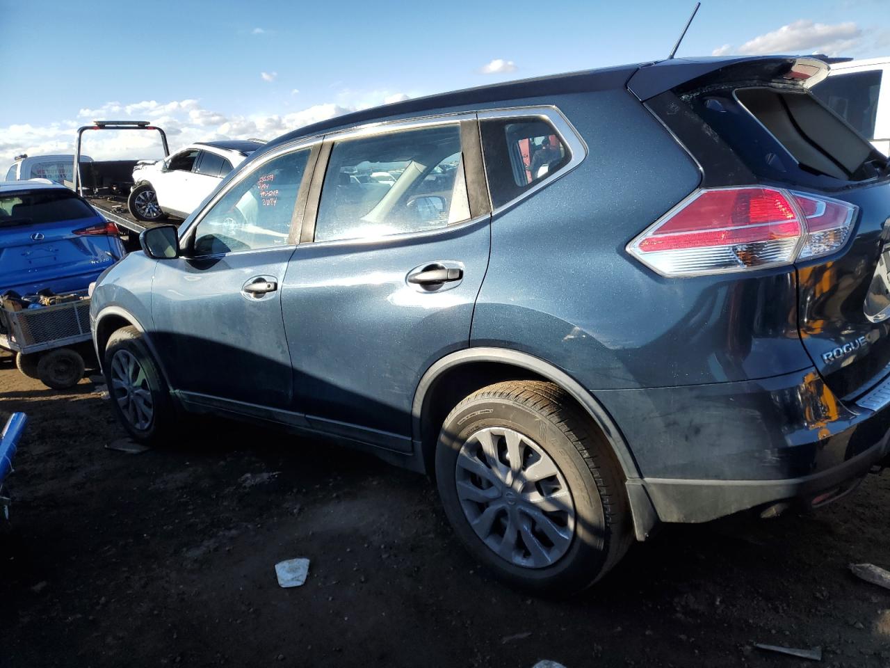 Photo 1 VIN: JN8AT2MV3GW132579 - NISSAN ROGUE 