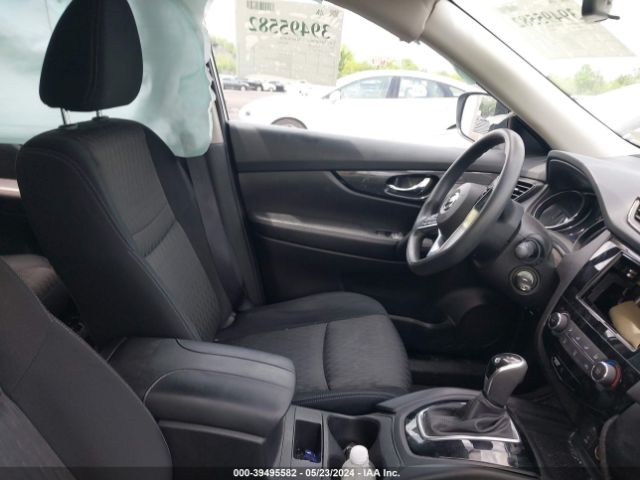 Photo 4 VIN: JN8AT2MV3HW012735 - NISSAN ROGUE 