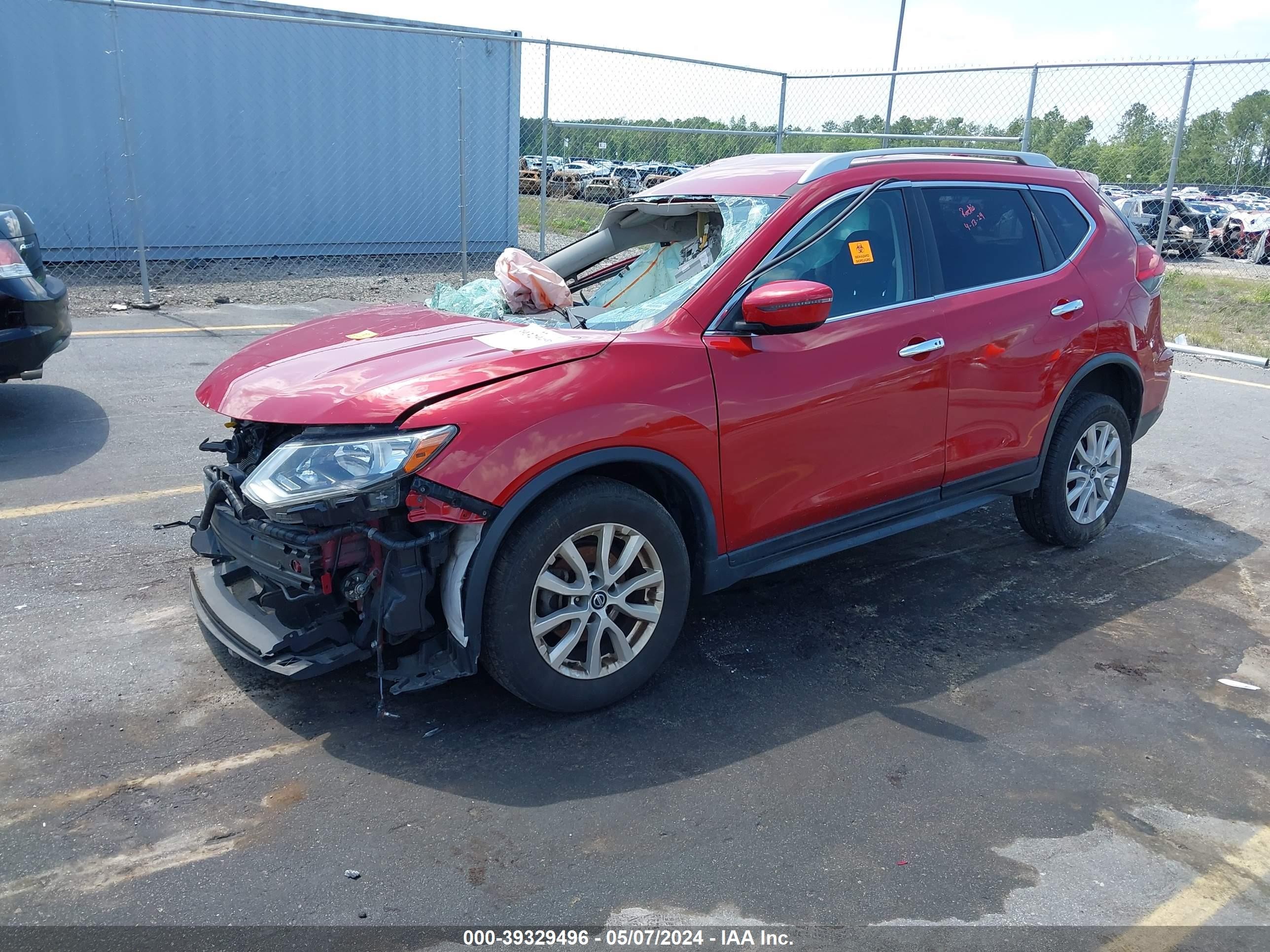 Photo 1 VIN: JN8AT2MV3HW261567 - NISSAN ROGUE 