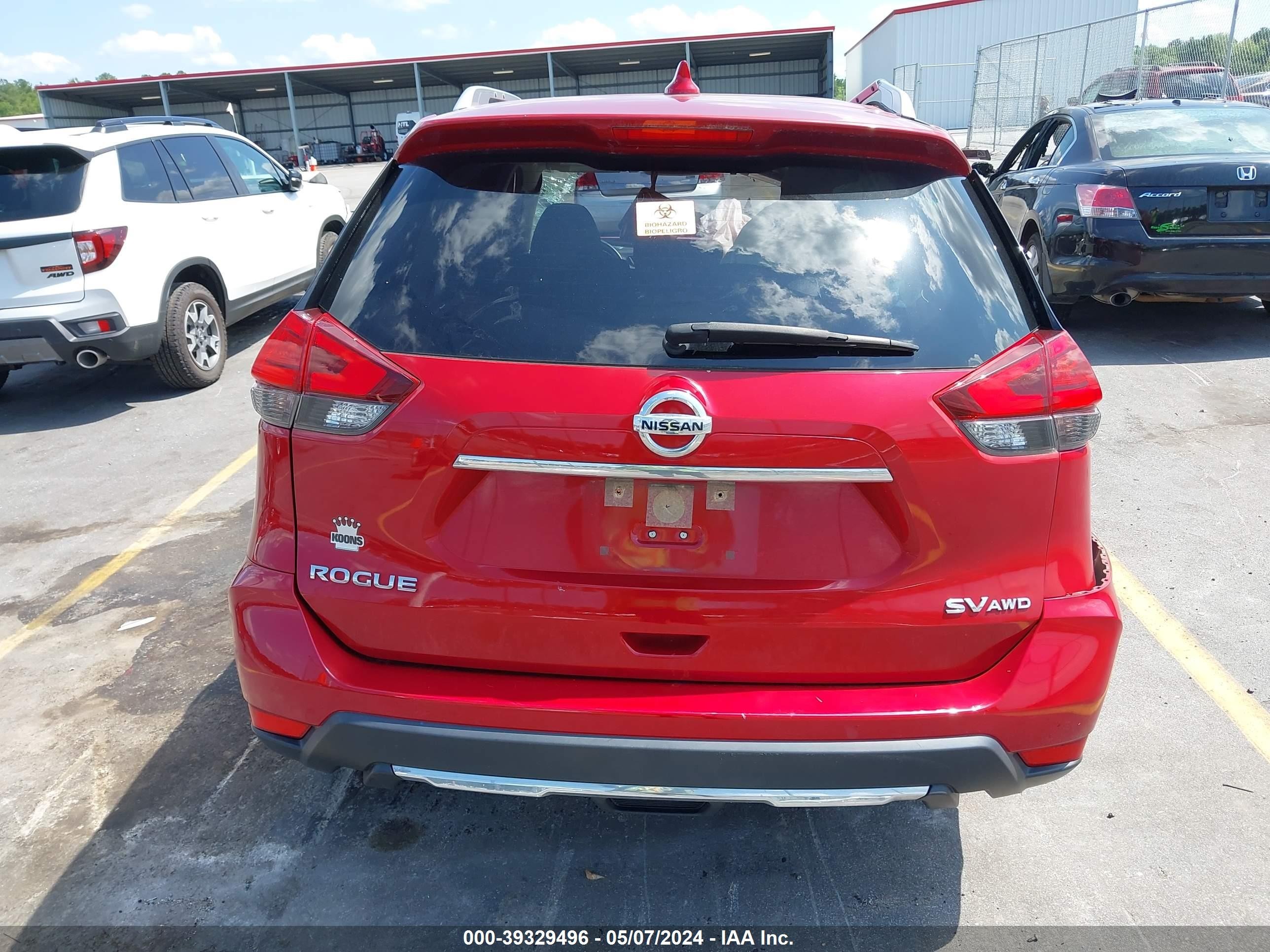 Photo 15 VIN: JN8AT2MV3HW261567 - NISSAN ROGUE 