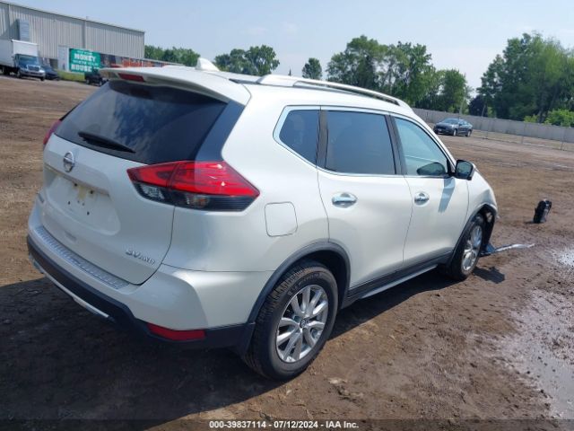 Photo 3 VIN: JN8AT2MV3HW283522 - NISSAN ROGUE 