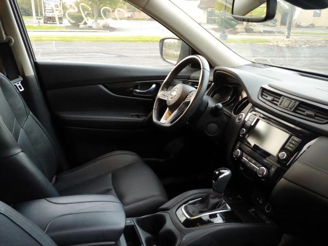 Photo 4 VIN: JN8AT2MV3JW316086 - NISSAN ROGUE S 