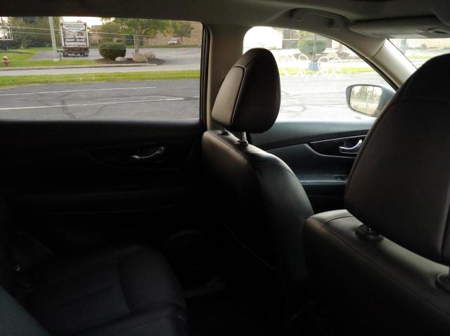 Photo 5 VIN: JN8AT2MV3JW316086 - NISSAN ROGUE S 