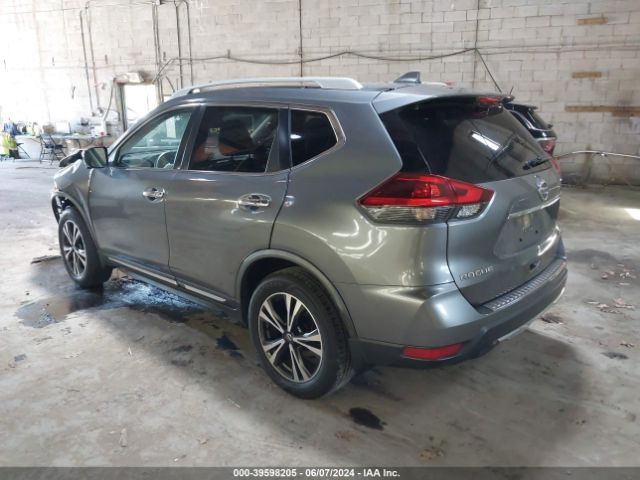 Photo 2 VIN: JN8AT2MV3JW322101 - NISSAN ROGUE 