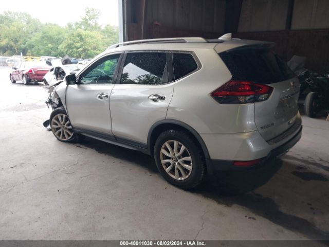 Photo 2 VIN: JN8AT2MV3JW353994 - NISSAN ROGUE 