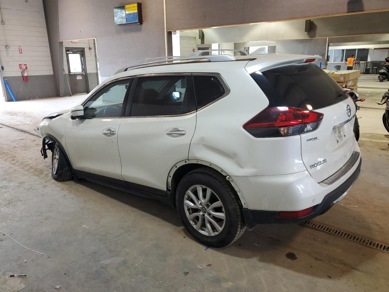 Photo 1 VIN: JN8AT2MV3KW400863 - NISSAN ROGUE 