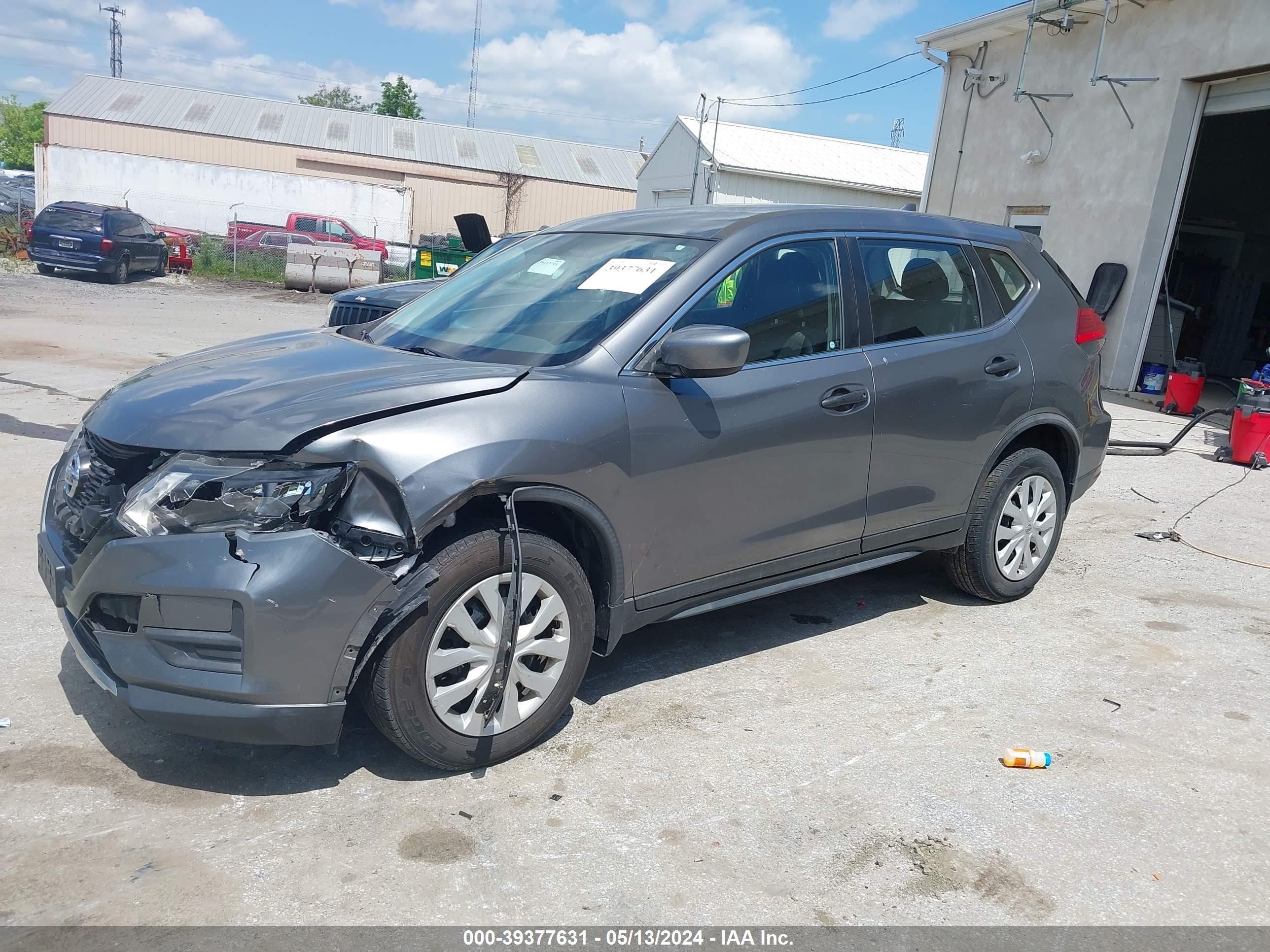 Photo 1 VIN: JN8AT2MV4HW004286 - NISSAN ROGUE 