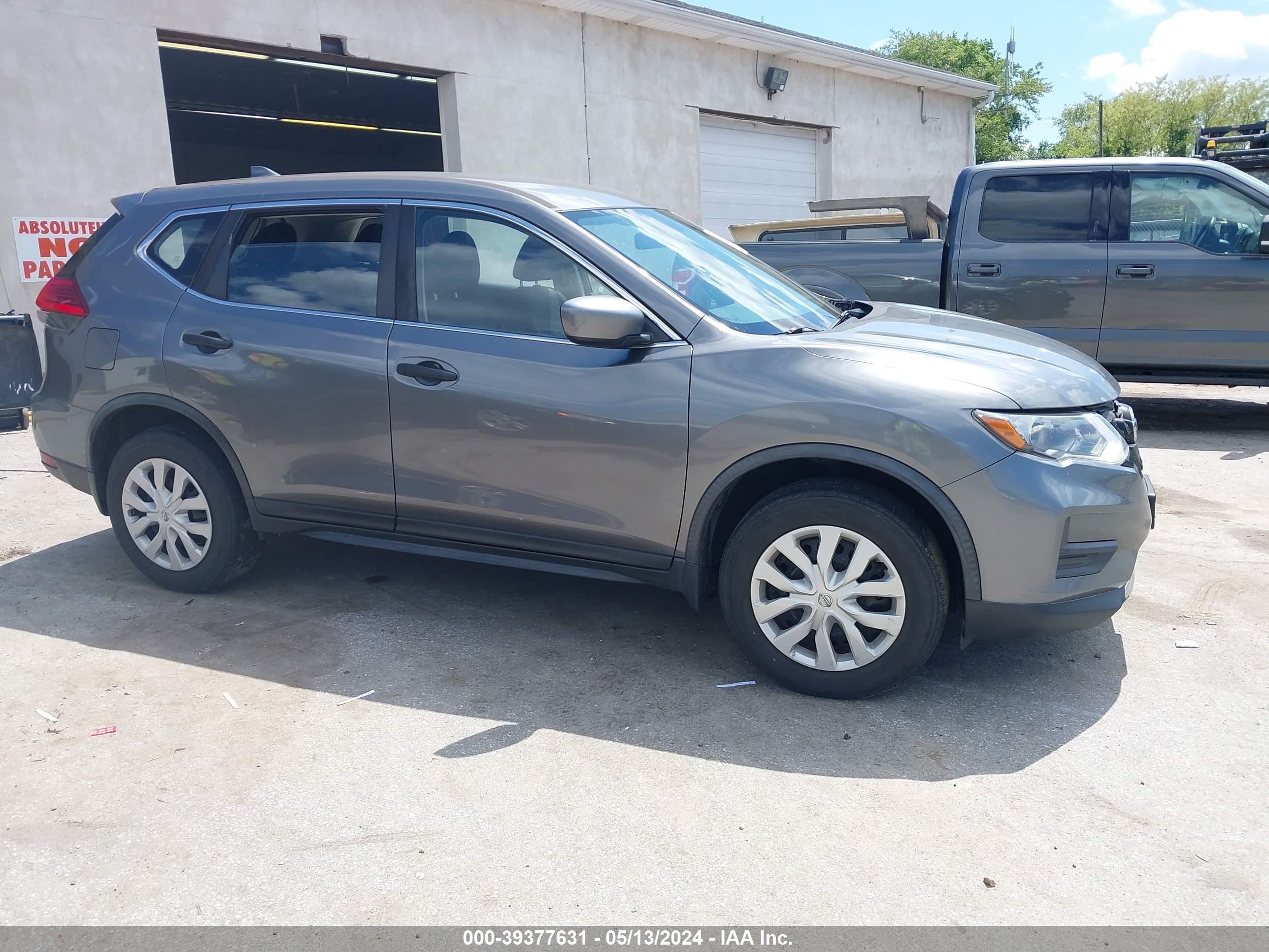 Photo 13 VIN: JN8AT2MV4HW004286 - NISSAN ROGUE 