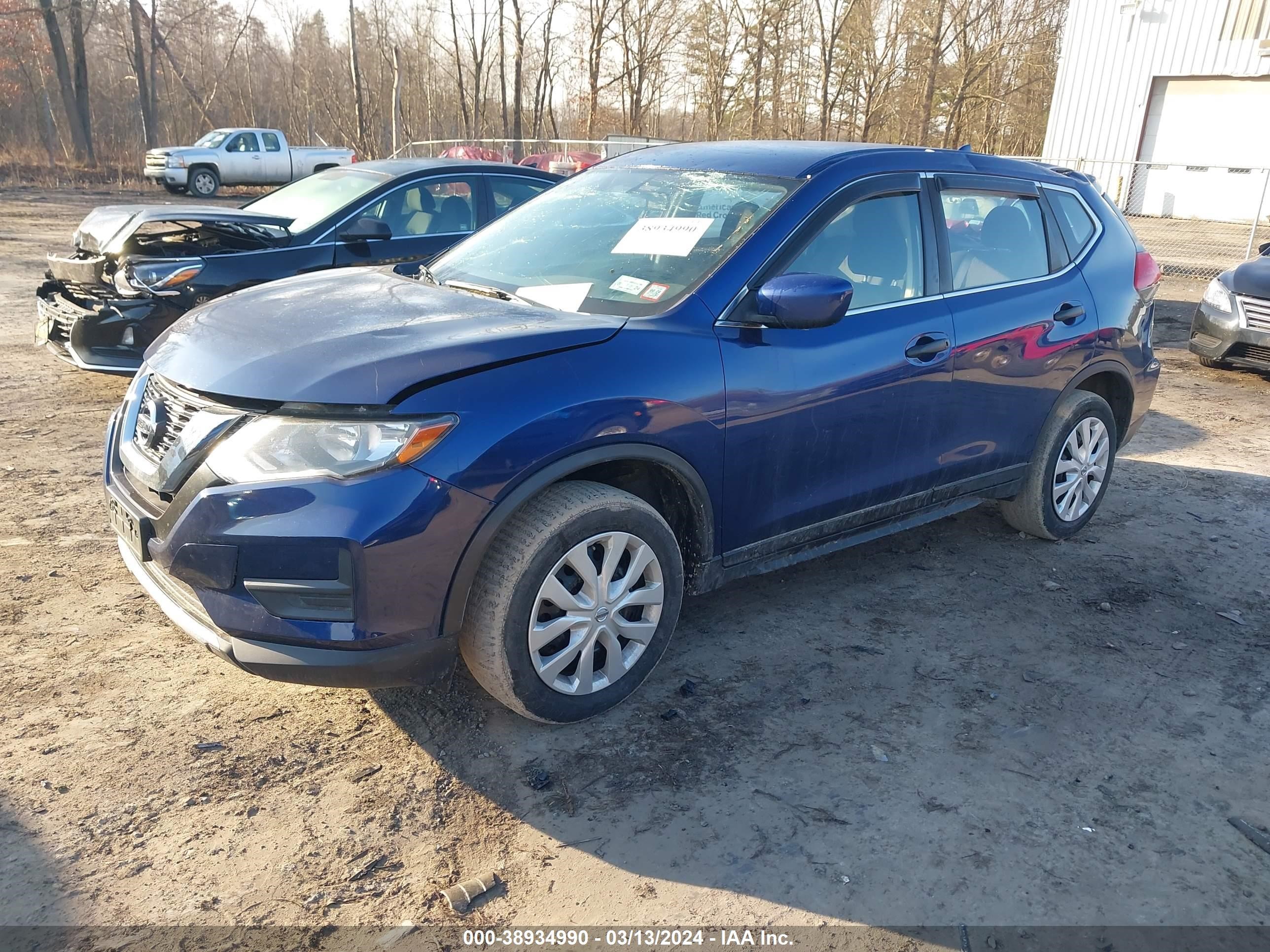 Photo 1 VIN: JN8AT2MV4HW006653 - NISSAN ROGUE 