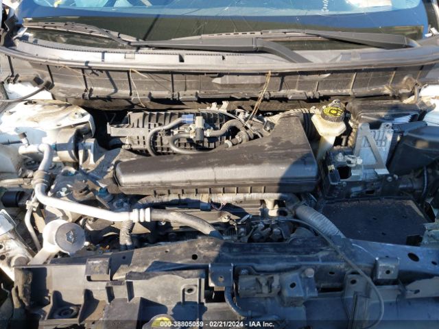 Photo 9 VIN: JN8AT2MV4HW027406 - NISSAN ROGUE 