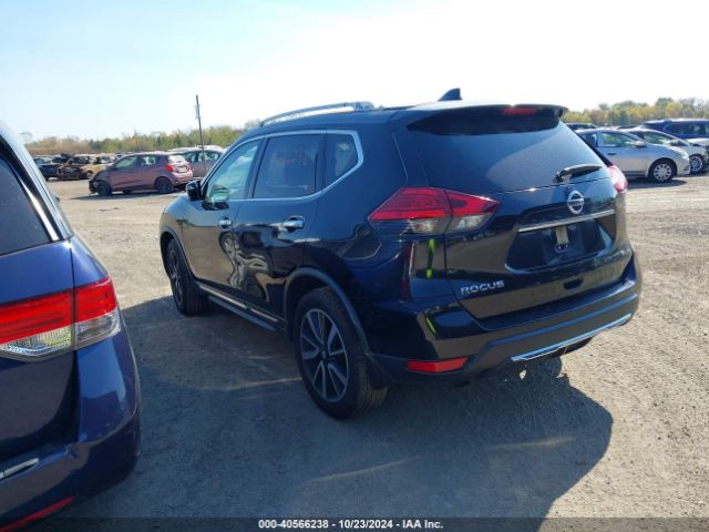 Photo 2 VIN: JN8AT2MV4HW273212 - NISSAN ROGUE 