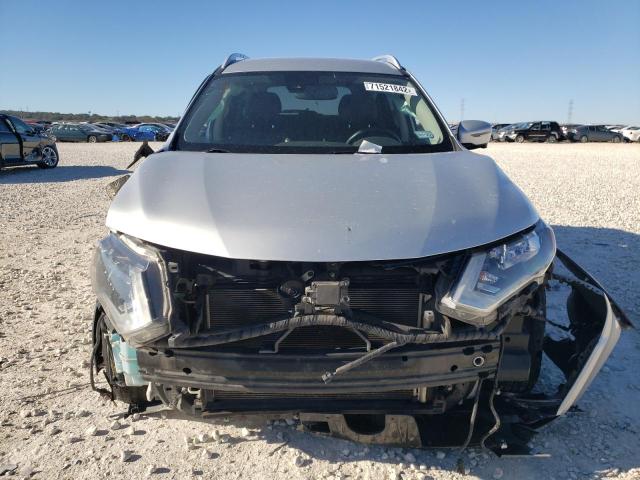 Photo 4 VIN: JN8AT2MV4JW321782 - NISSAN ROGUE 