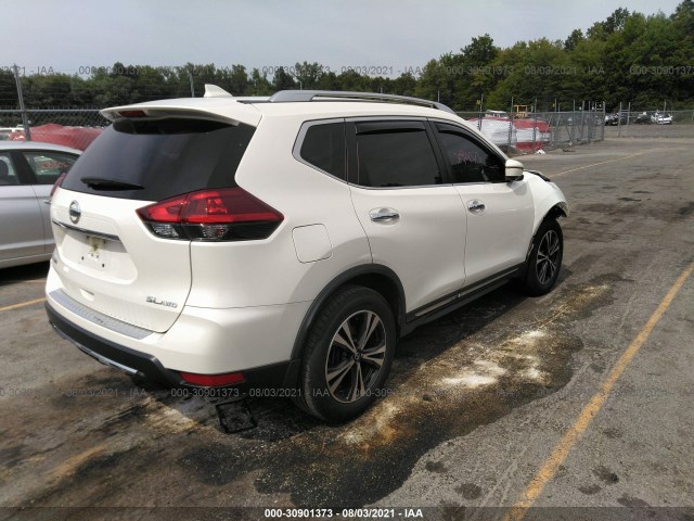 Photo 3 VIN: JN8AT2MV4JW322365 - NISSAN ROGUE 