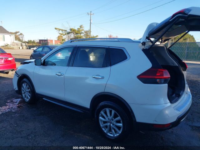 Photo 2 VIN: JN8AT2MV4JW329395 - NISSAN ROGUE 