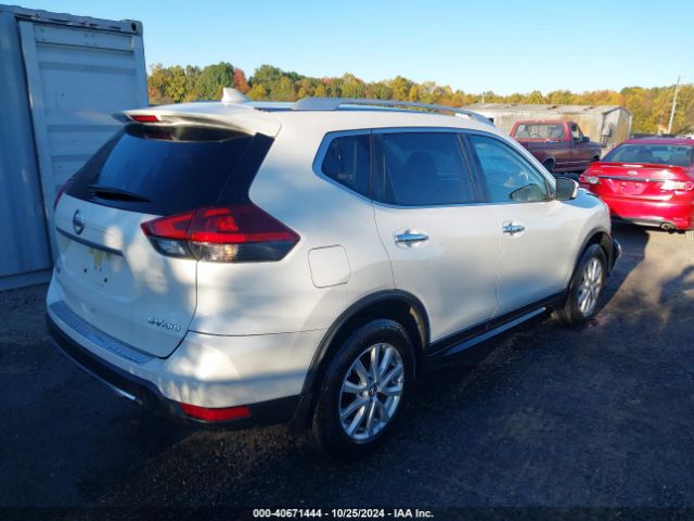 Photo 3 VIN: JN8AT2MV4JW329395 - NISSAN ROGUE 