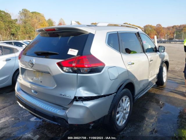 Photo 3 VIN: JN8AT2MV4JW329882 - NISSAN ROGUE 