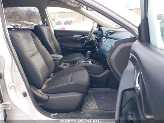 Photo 4 VIN: JN8AT2MV4LW103800 - NISSAN ROGUE 