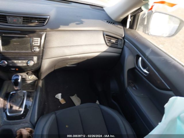 Photo 4 VIN: JN8AT2MV4LW111749 - NISSAN ROGUE 