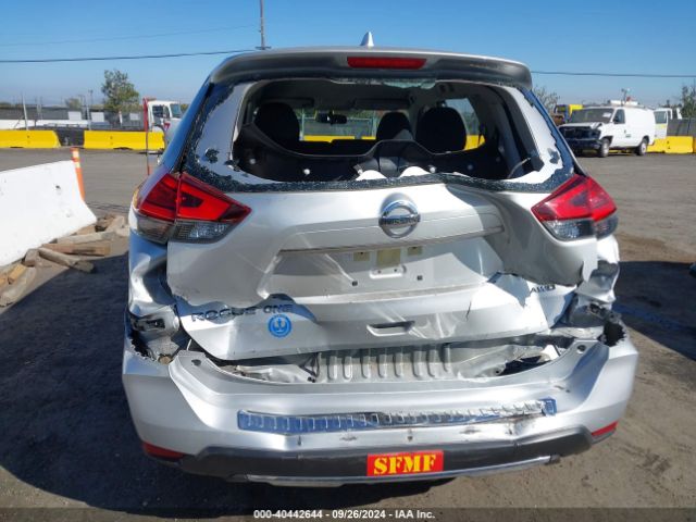 Photo 5 VIN: JN8AT2MV5HW025390 - NISSAN ROGUE 