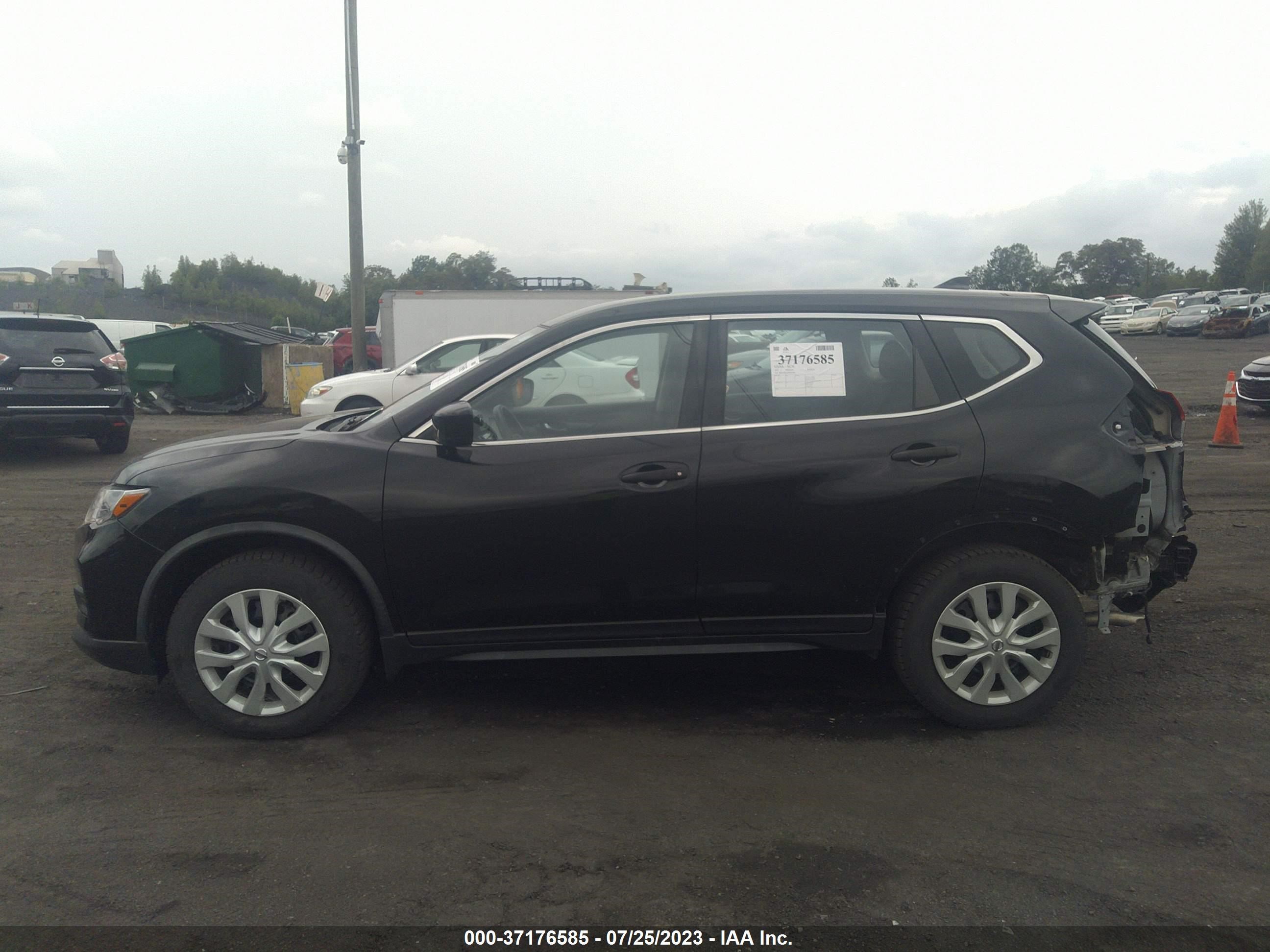 Photo 12 VIN: JN8AT2MV5HW027446 - NISSAN ROGUE 