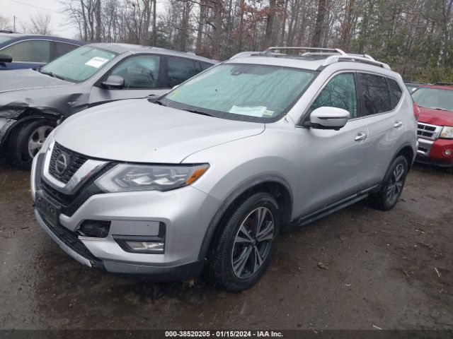 Photo 1 VIN: JN8AT2MV5JW302951 - NISSAN ROGUE 