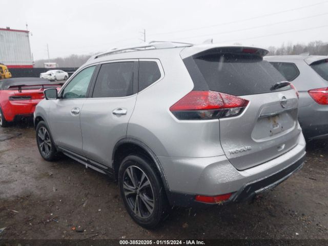 Photo 2 VIN: JN8AT2MV5JW302951 - NISSAN ROGUE 