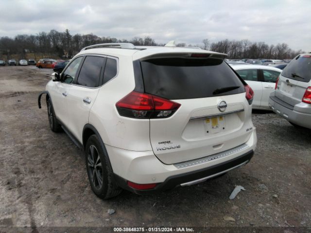 Photo 2 VIN: JN8AT2MV5KW374105 - NISSAN ROGUE 