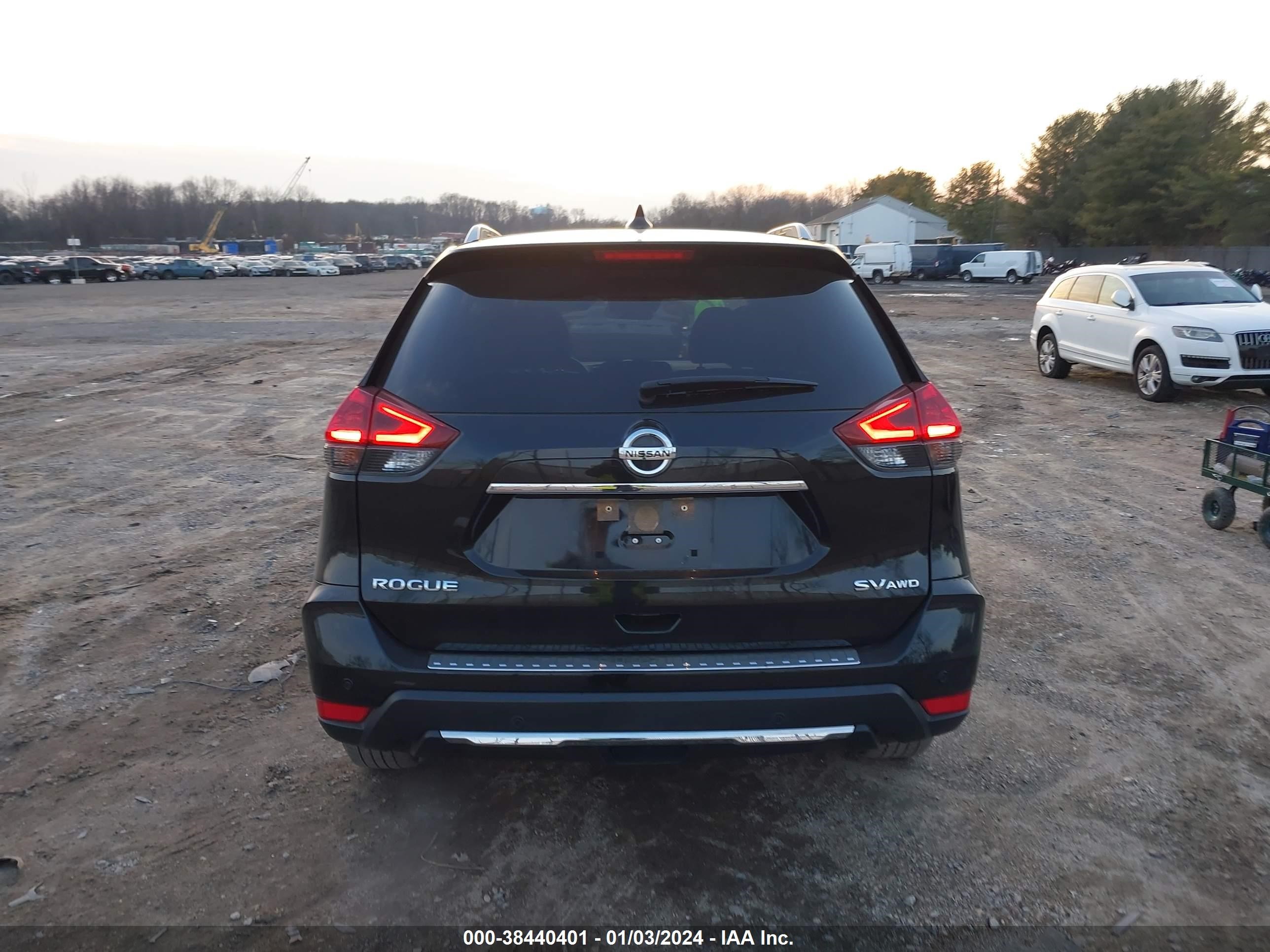 Photo 15 VIN: JN8AT2MV5LW121416 - NISSAN ROGUE 