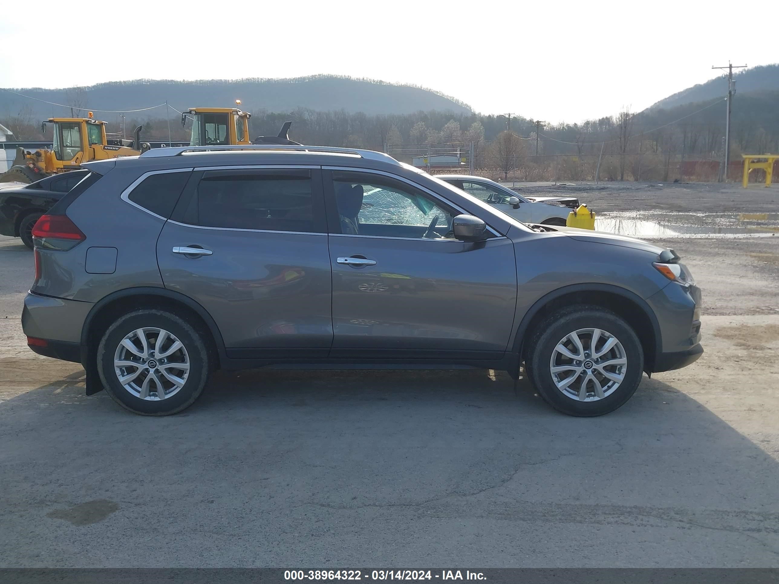 Photo 12 VIN: JN8AT2MV5LW140807 - NISSAN ROGUE 