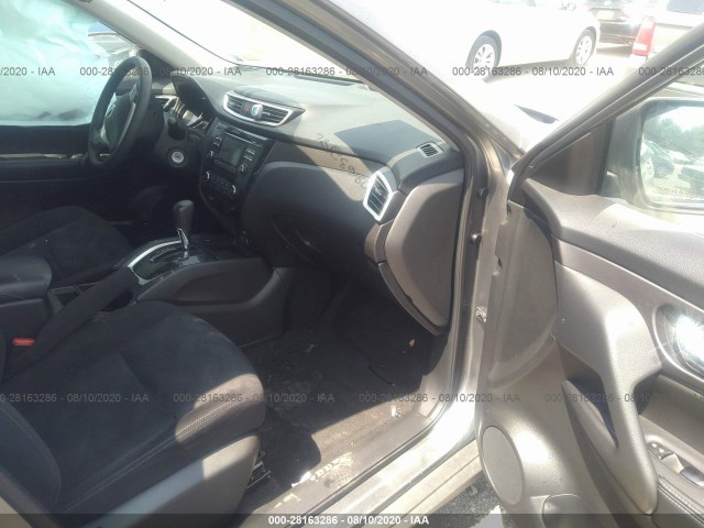 Photo 4 VIN: JN8AT2MV6GW131121 - NISSAN ROGUE 