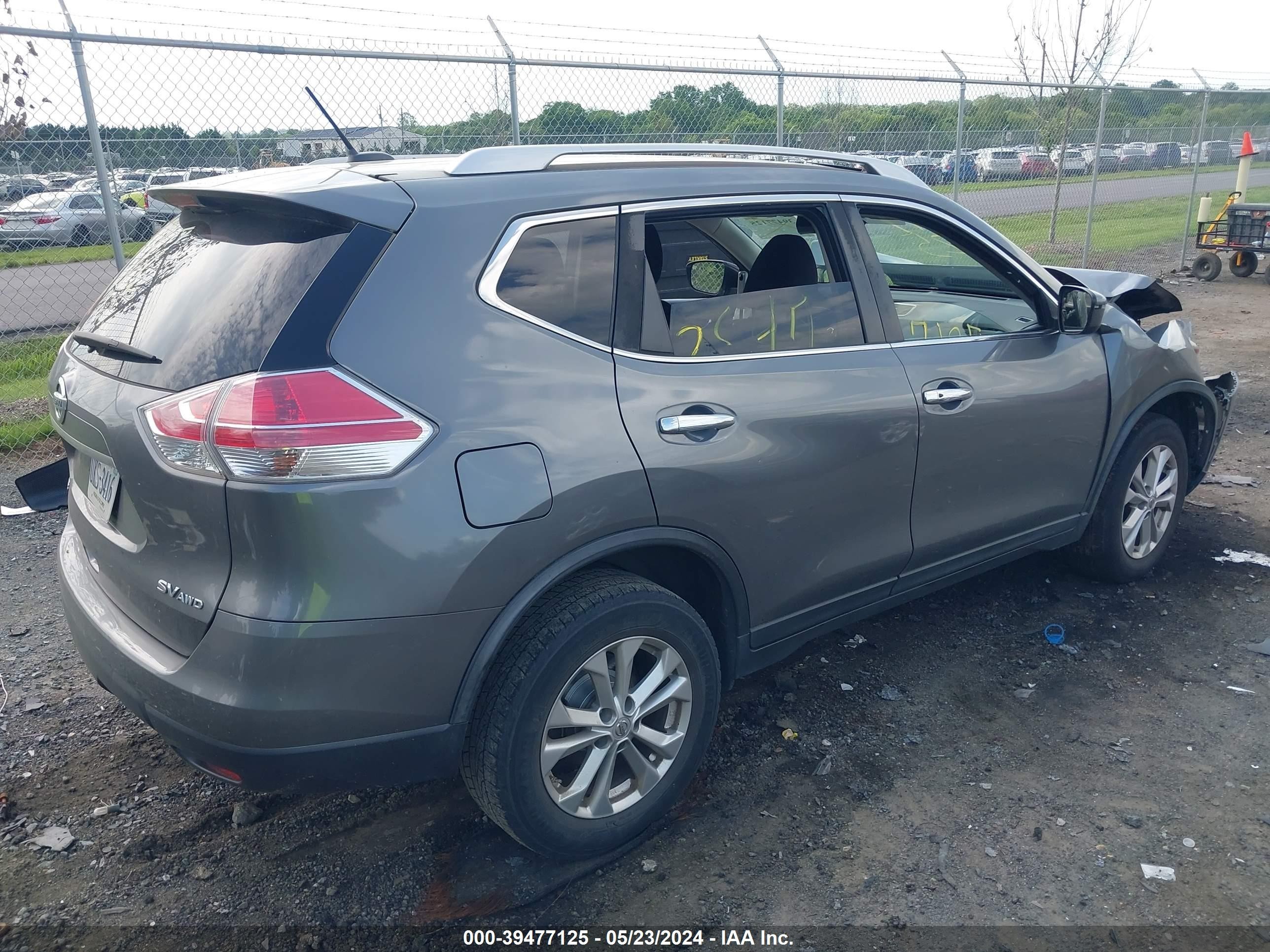 Photo 3 VIN: JN8AT2MV6GW147187 - NISSAN ROGUE 