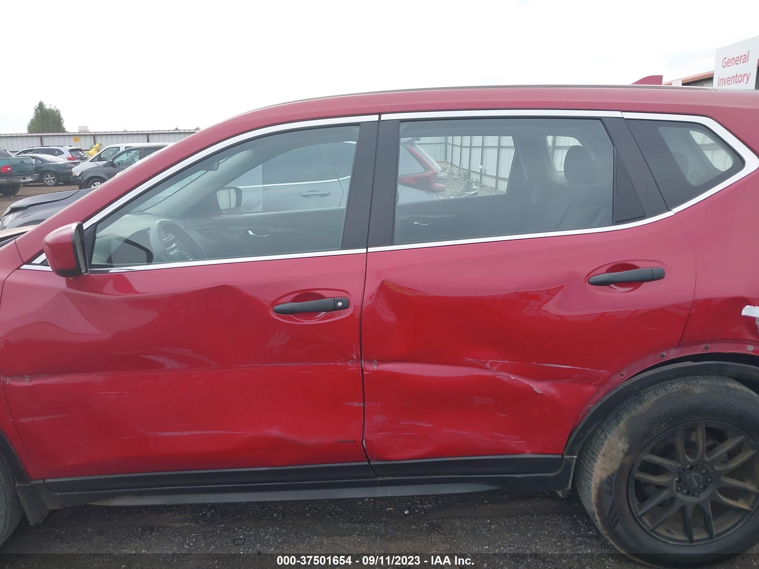 Photo 13 VIN: JN8AT2MV6HW004256 - NISSAN ROGUE 