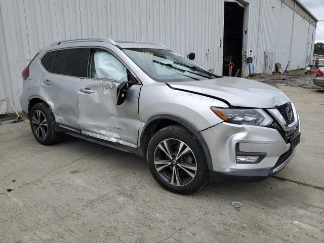 Photo 3 VIN: JN8AT2MV6JW301372 - NISSAN ROGUE S 