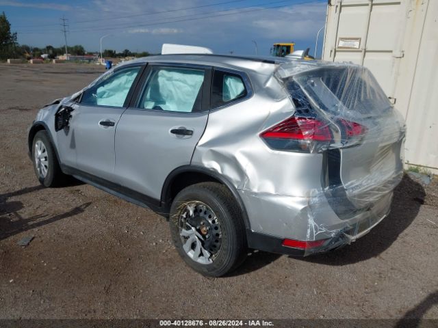 Photo 2 VIN: JN8AT2MV7HW019929 - NISSAN ROGUE 