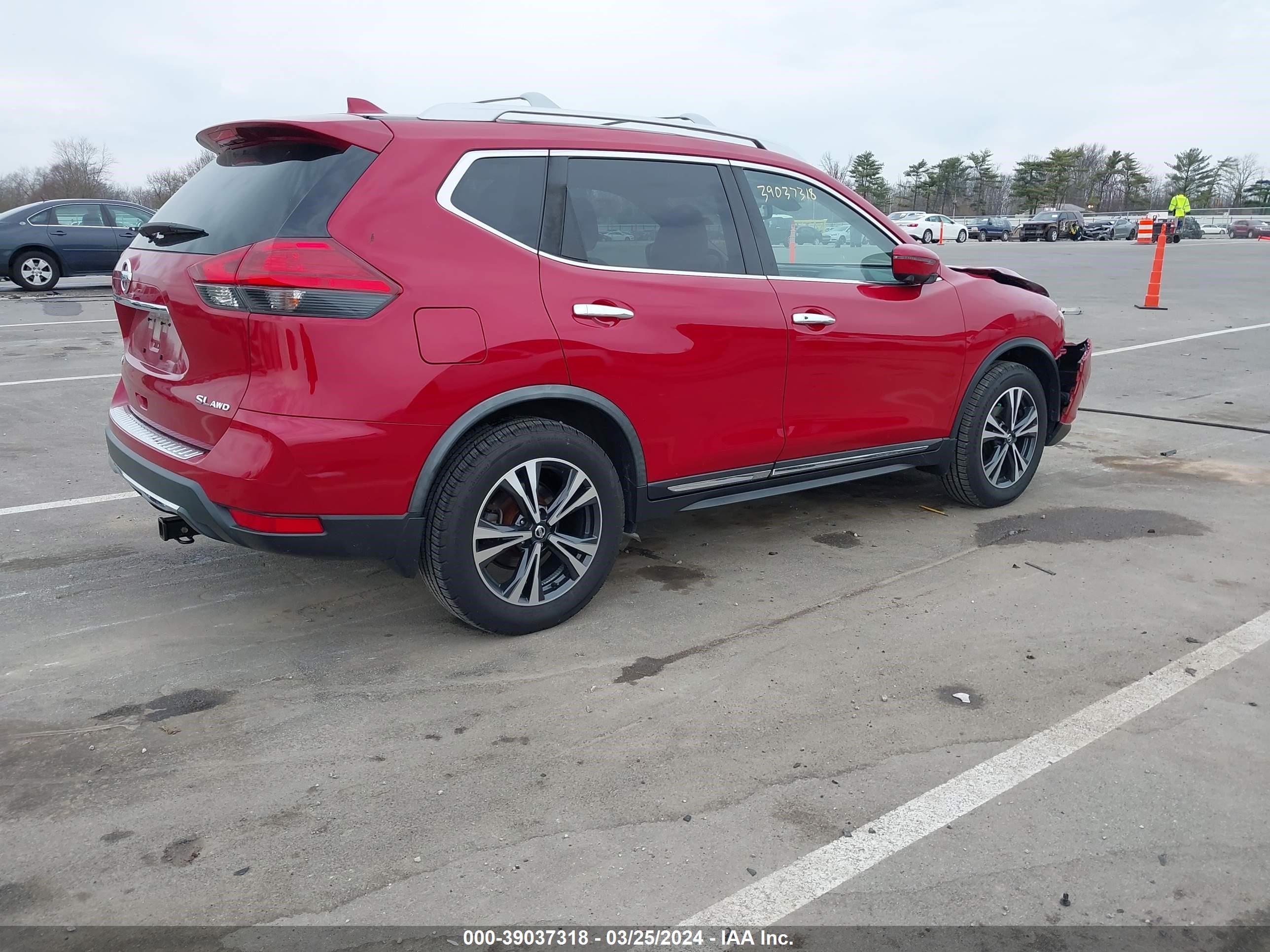 Photo 3 VIN: JN8AT2MV7HW281160 - NISSAN ROGUE 