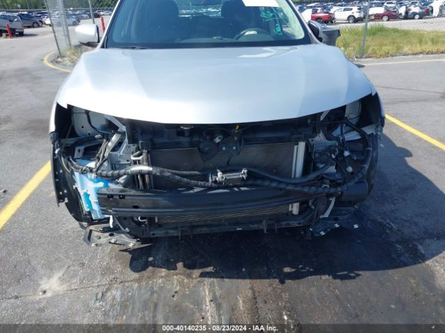 Photo 5 VIN: JN8AT2MV7JW314373 - NISSAN ROGUE 