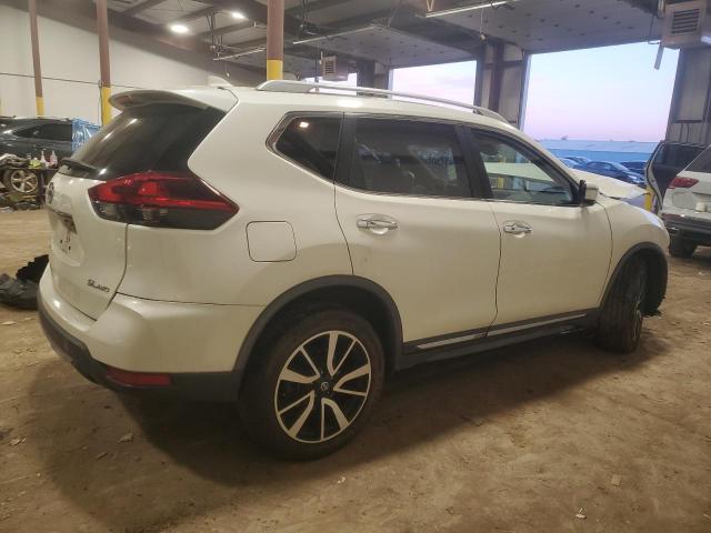 Photo 2 VIN: JN8AT2MV7JW317998 - NISSAN ROGUE 