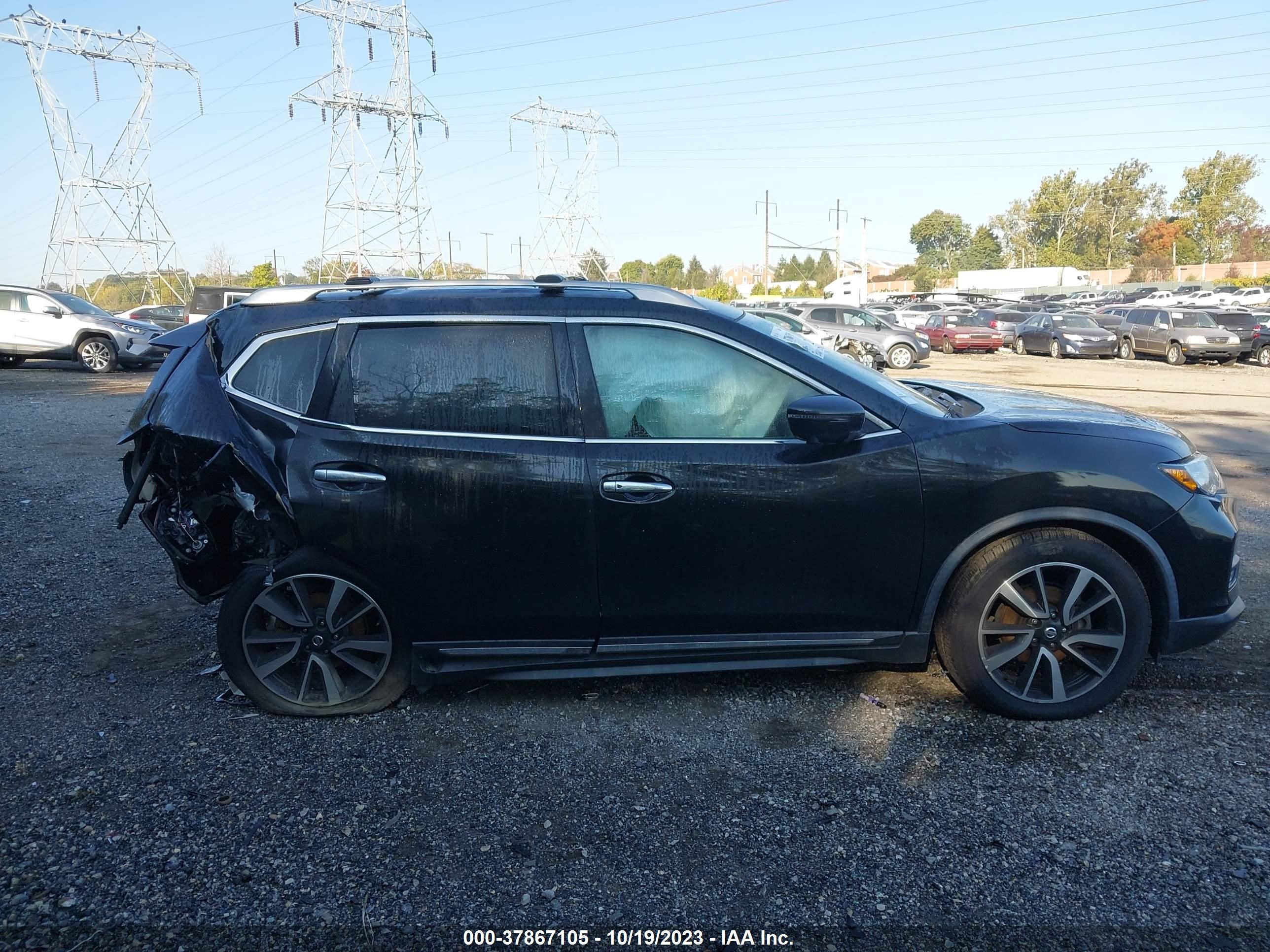 Photo 12 VIN: JN8AT2MV7JW322781 - NISSAN ROGUE 